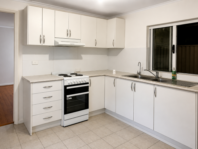 6 Bedford Street Mansfield Park for rent